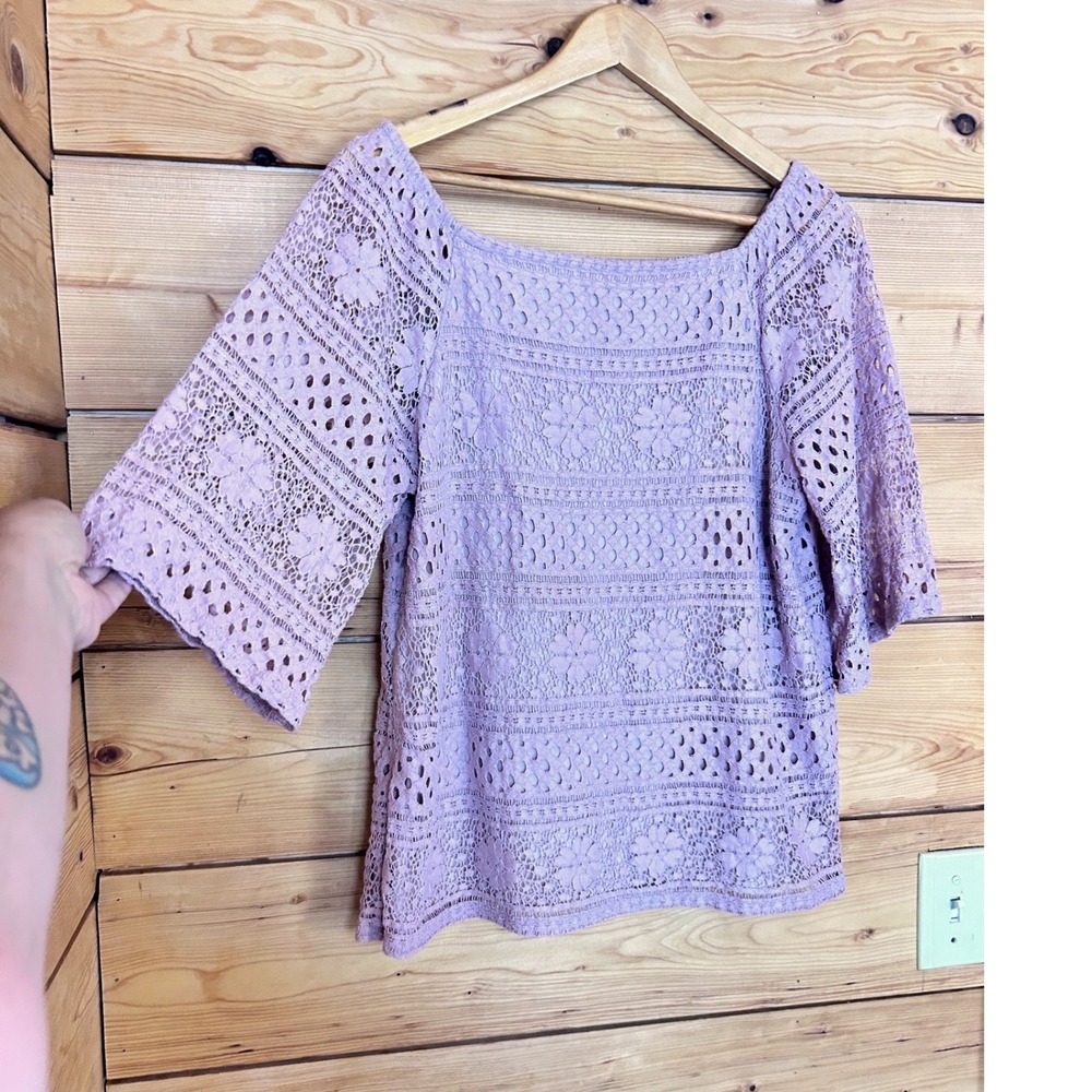Adrianna Papell Lace Top Women Medium Lavender Crochet Knit Blouse Square Neck